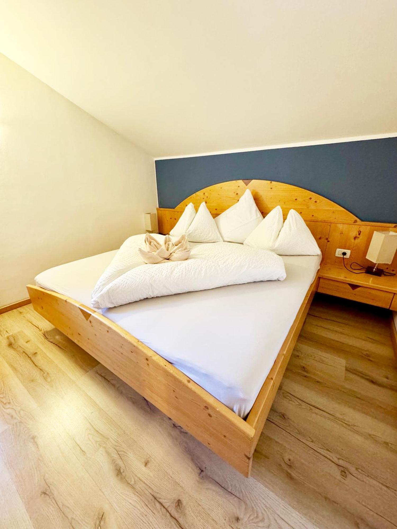 Hotel Residence Mavie Algund Buitenkant foto