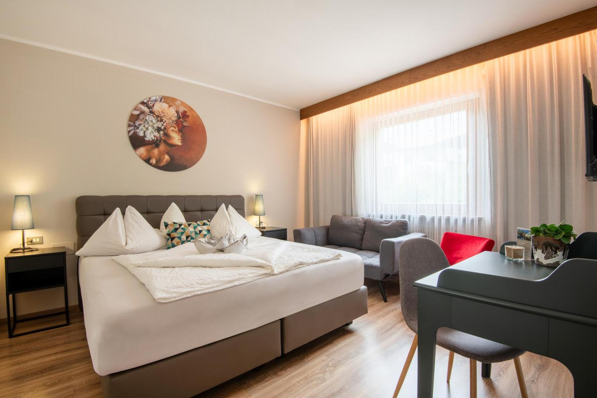 Hotel Residence Mavie Algund Buitenkant foto